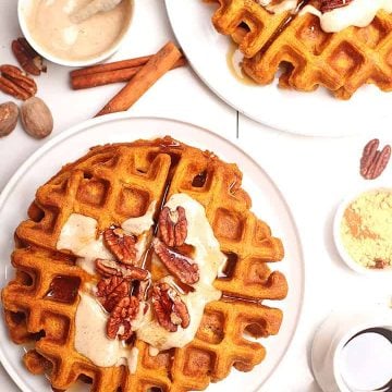 Vegan pumpkin waffles with pecans