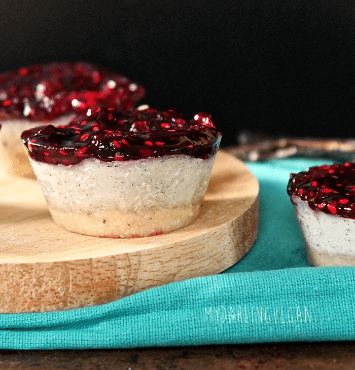 Vegan Vanilla Bean Cheesecakes