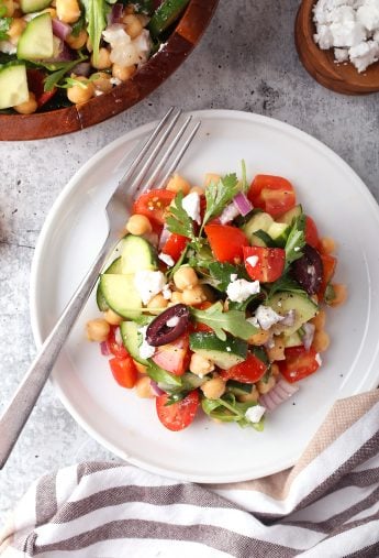 Vegan Greek Salad w/ Chickpeas