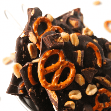 Chocolate Pretzel Bark