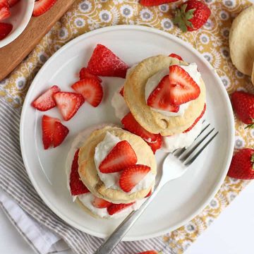 Vegan Strawberry Shortcakes