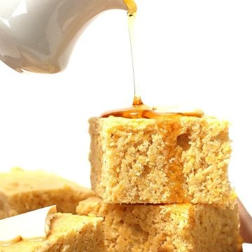 Vegan cornbread with agave nectar