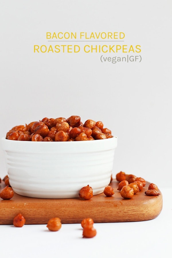 Enjoy these vegan Bacon Flavored Roasted Chickpeas anytime of day, as a delicious gluten-free snack or appetizer or to top on your favorite soups and salads. #vegan #chickpeas #bacon #healthy #vegetarian #snacks #glutenfree #appetizers #gameday #mydarlingvegan