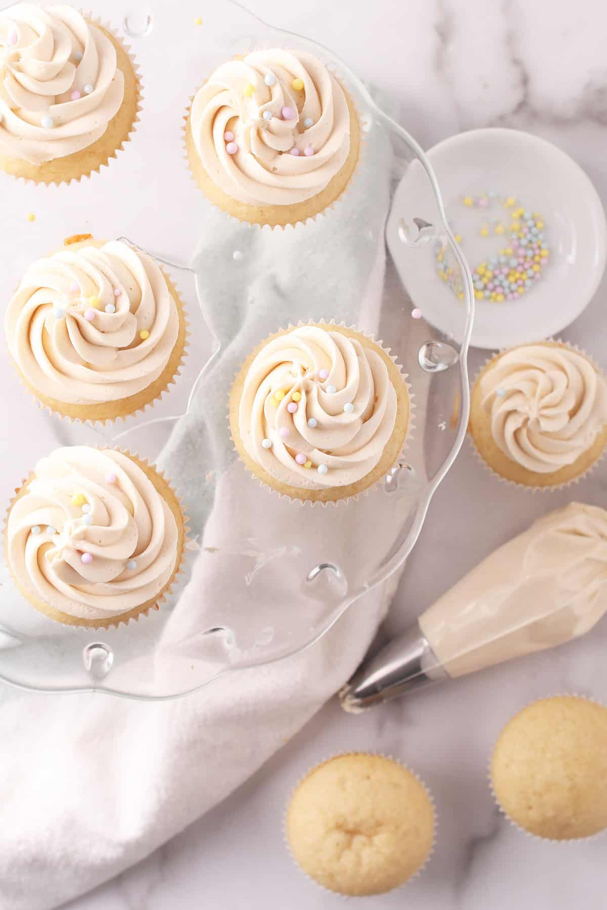 Vegan Vanilla Cupcakes on cake stand