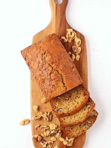 Finished bread cut into slices on a cutting board