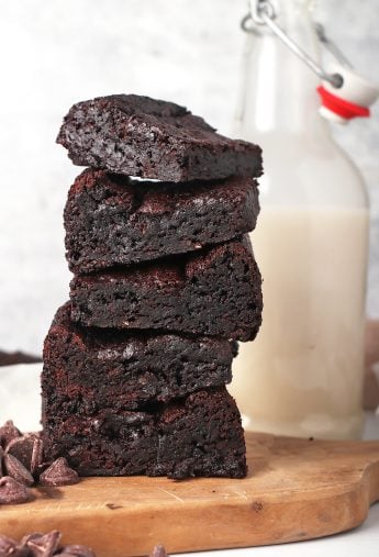 PERFECT Chewy Vegan Brownies