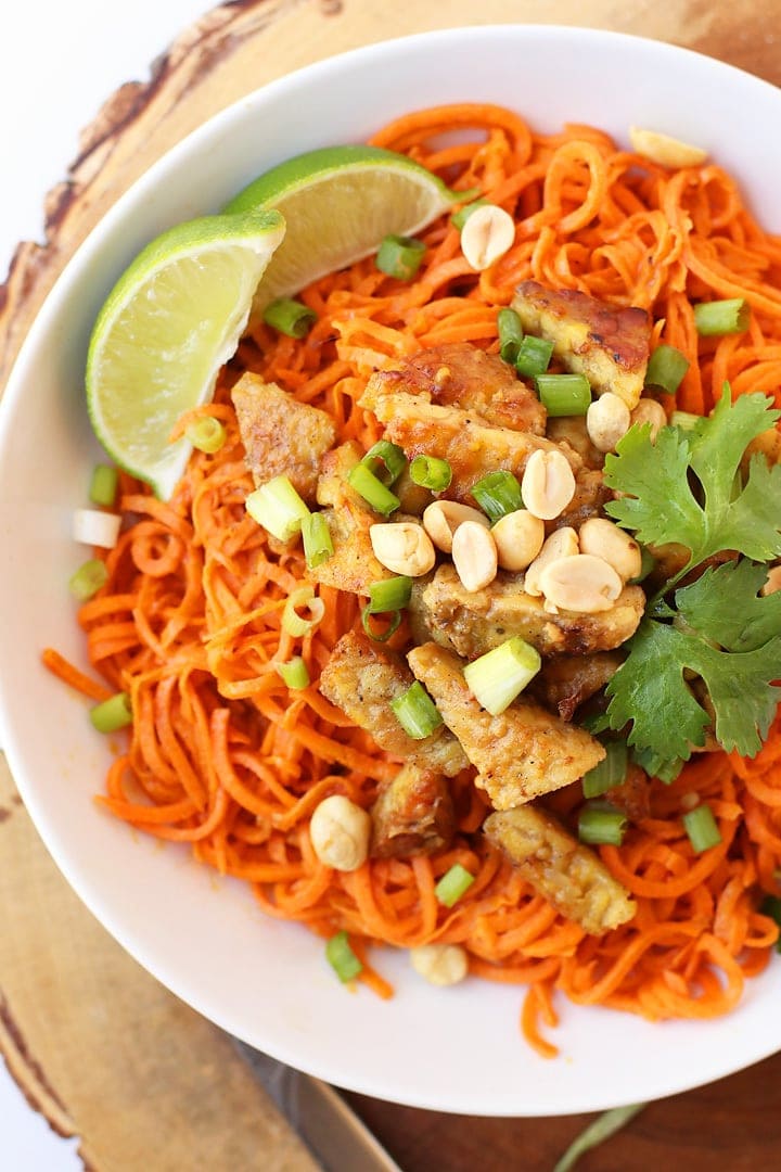 Spiralized Sweet Potatoes Salad with peanut tempeh 