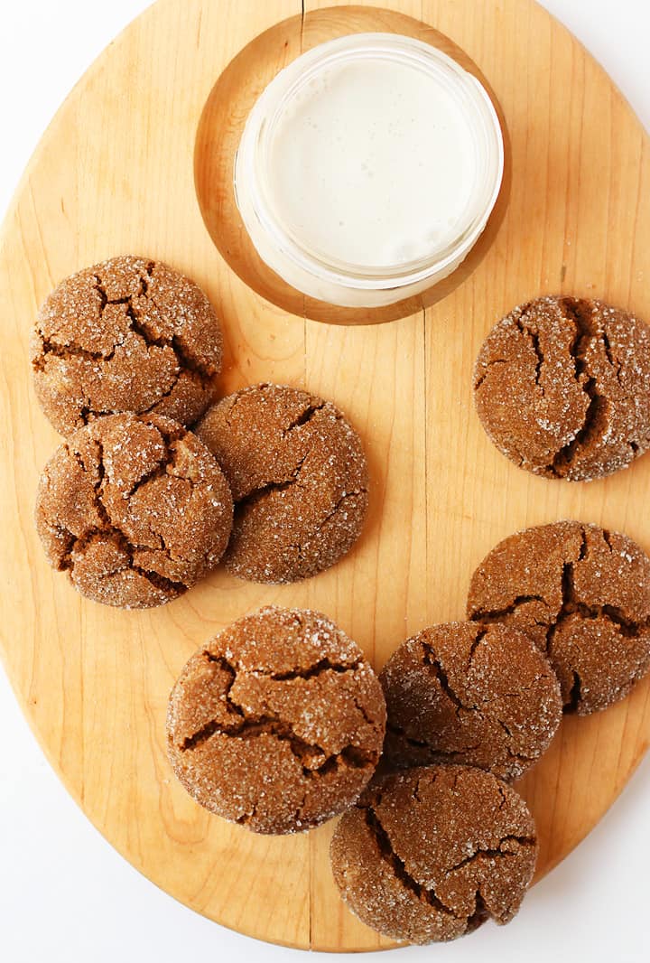 Vegan Molasses Cookies