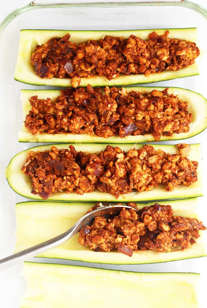 Zucchini filled with tempeh beef