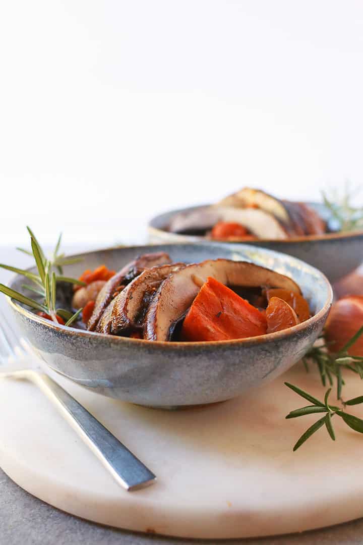 Vegan Pot Roast in two blue bowls