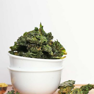 Bowl of vegan kale chips