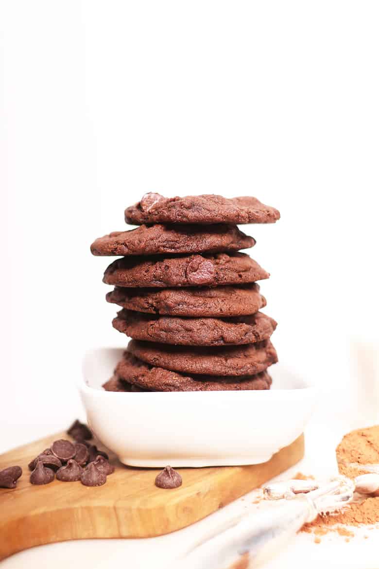 Stack of chocolate cookies