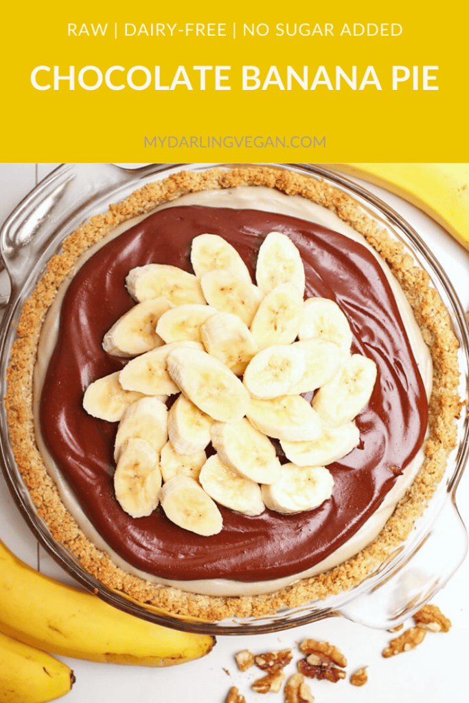 Delicious vegan Banana Chocolate Cream Pie. Layers of banana and chocolate mousse topped with shredded coconut and fresh bananas for a gluten-free and naturally sweetened wholesome dessert.