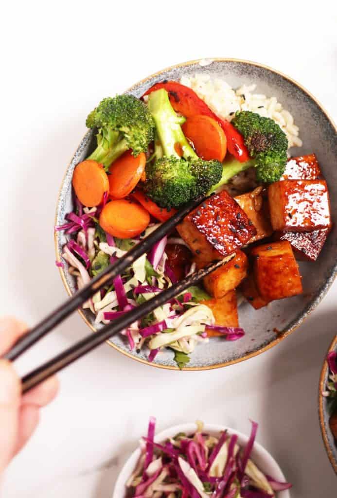 Korean BBQ Bowls with Chop Sticks