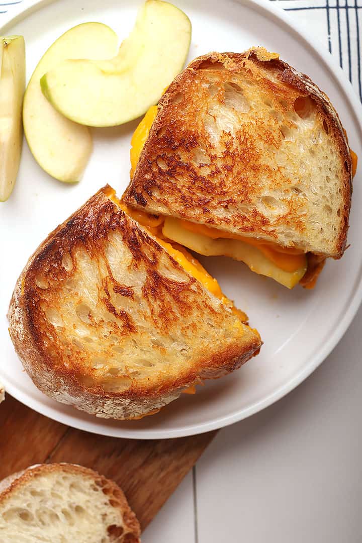 Vegan Grilled Cheese and Apple 