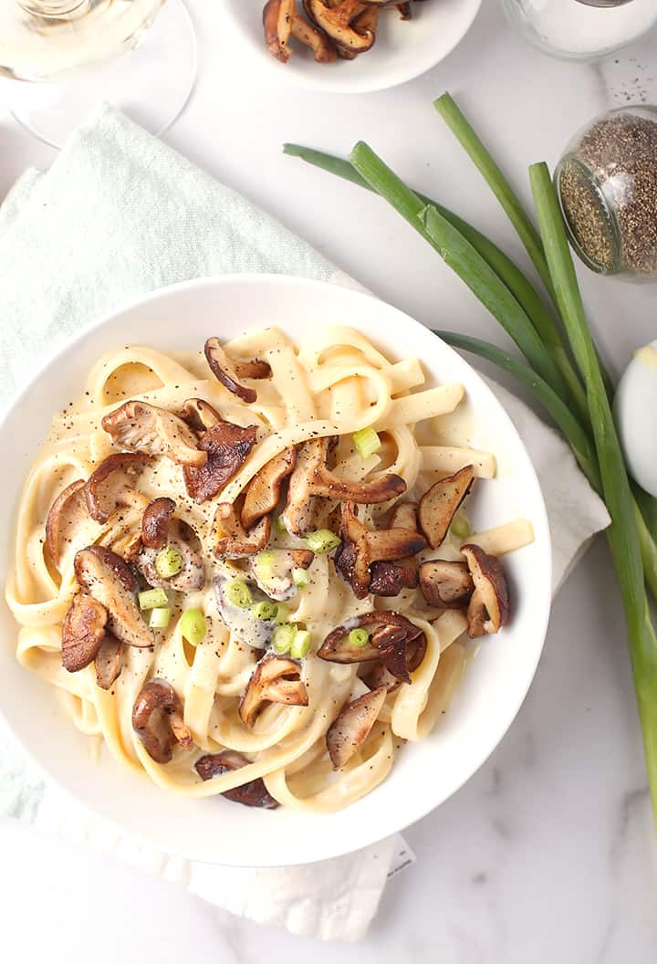 Vegan Creamy Pasta with mushrooms and green onions