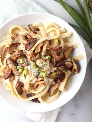 Vegan Creamy Pasta with mushrooms and green onions