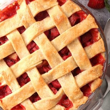 Whole Strawberry Rhubarb Pie