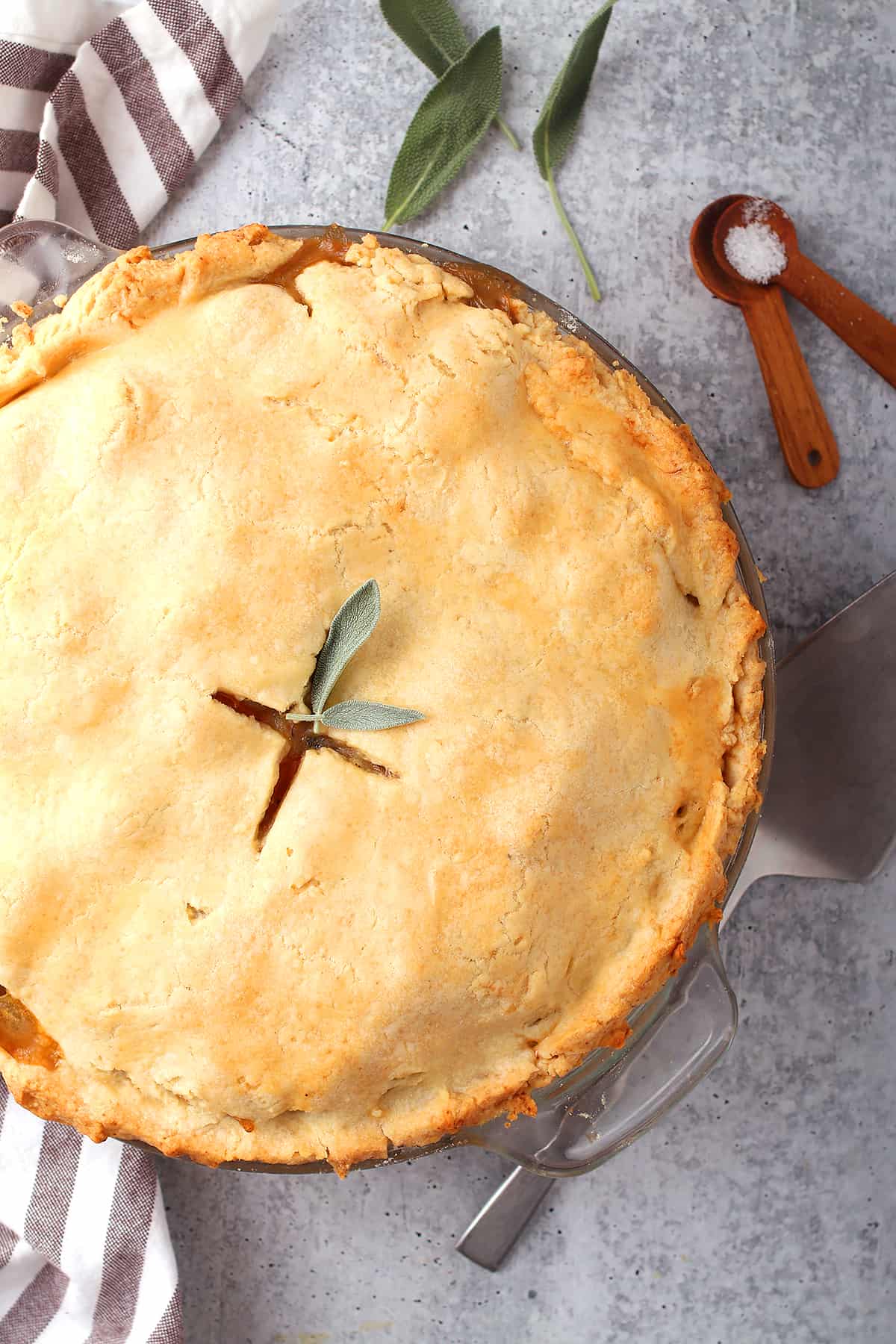 Individual Vegan Pot Pie with Tofu