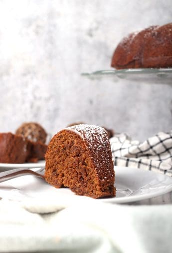 Vegan Gingerbread Cake
