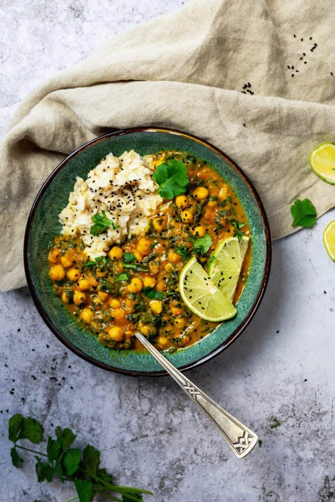 Vegan Chana Masala in a green bowl