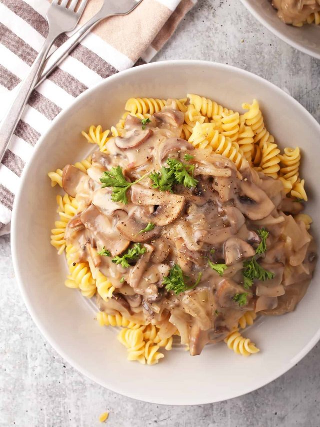 Vegan Mushroom Stroganoff