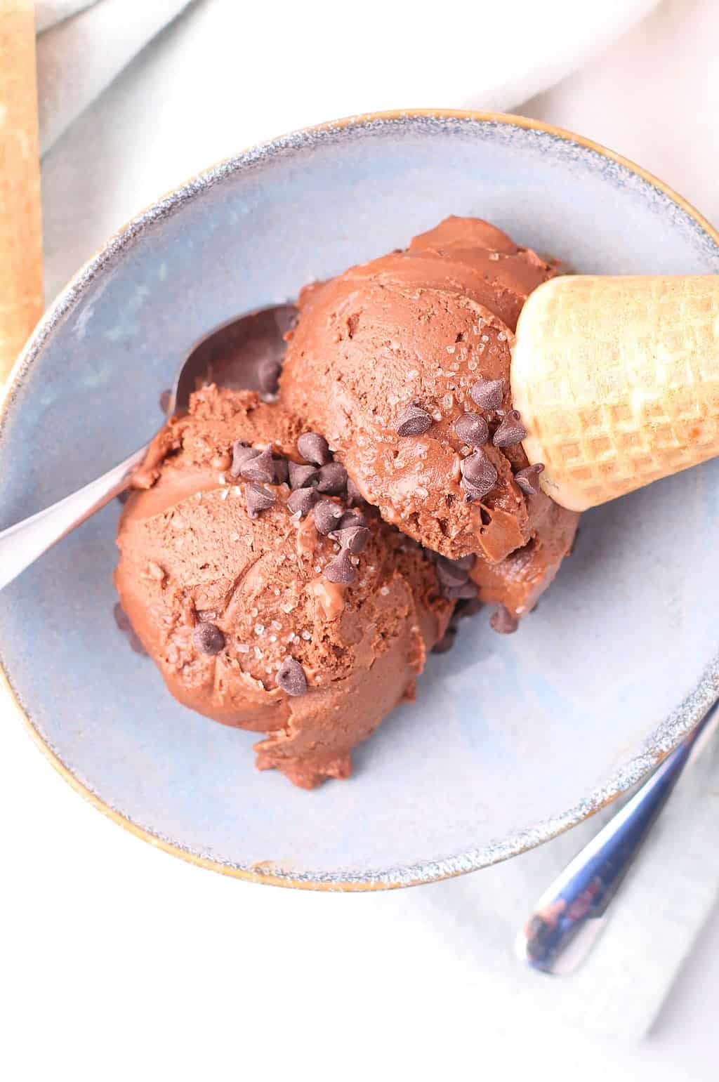 Finished ice cream in a blue bowl